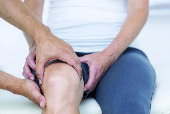 Mga timailhan ug sintomas sa arthrosis sa lutahan sa tuhod